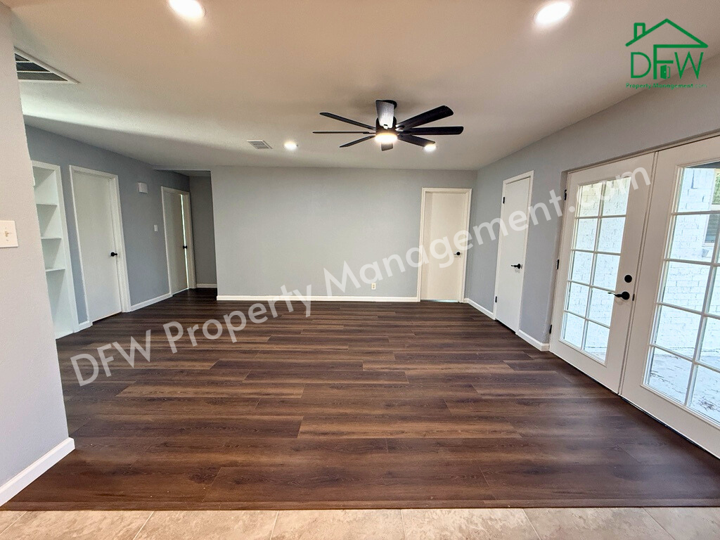 6101 Melody Ln - Photo 5 of 37