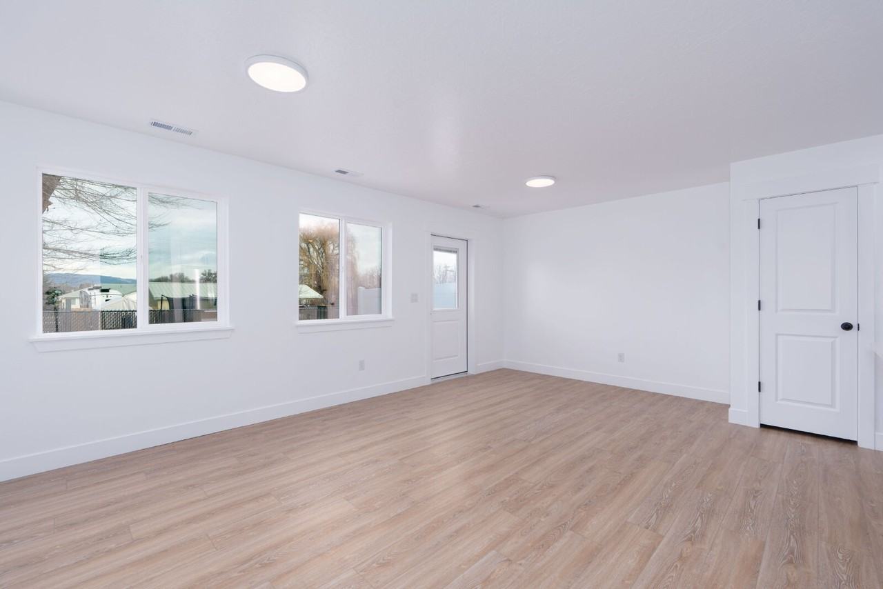 1550 W Partridge Dr - Photo 6 of 14