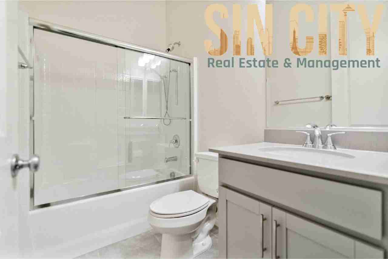 11828 Black Canary Ave - Photo 6 of 16