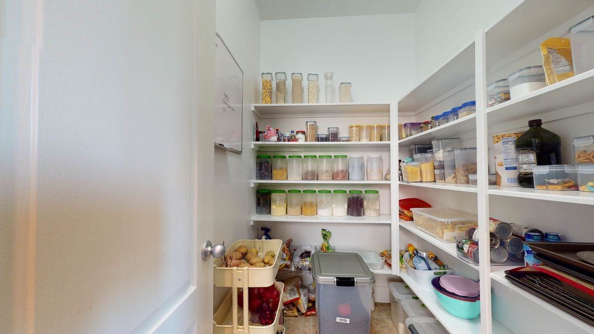 1227 Posey Ridge Ln - Photo 6 of 38