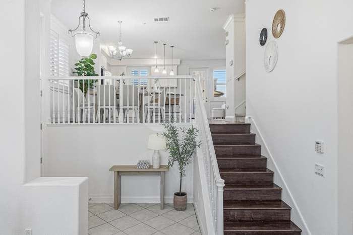 1136 Mckay Dr - Photo 2 of 15