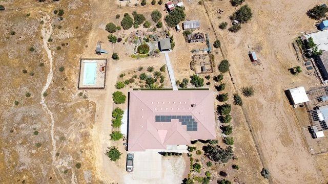 7438 Woodcliff Rd - Photo 2 of 37