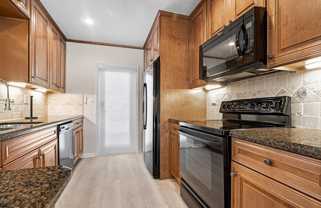 1900 Ne 19th St - Photo 1 of 1