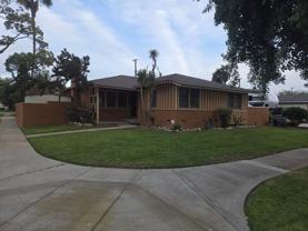 12912 S Saint Andrews Pl - Photo 1 of 1