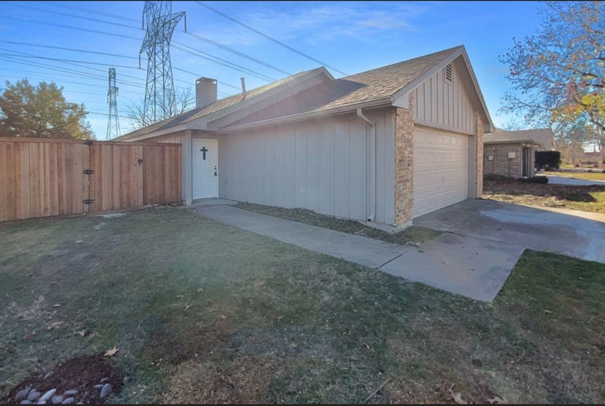 6505 Castille Ct - Photo 4 of 15