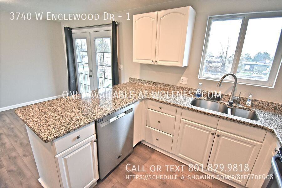 3740 W Englewood Dr #1 - Photo 7 of 21