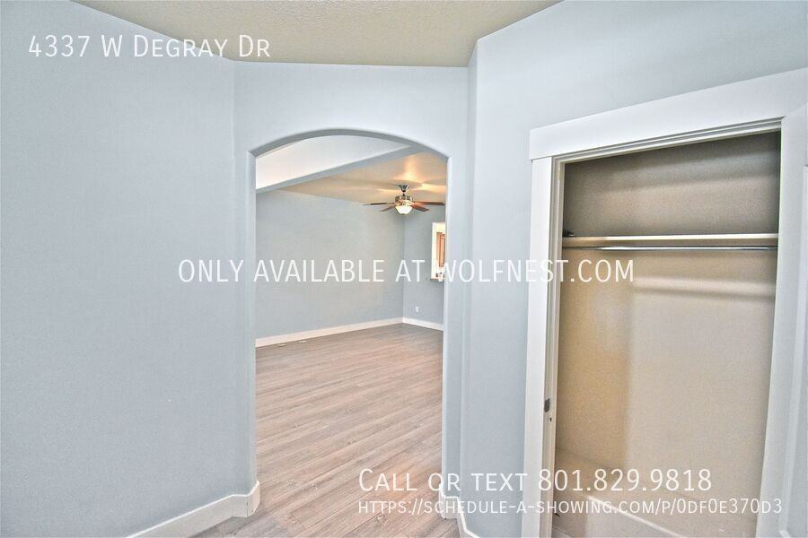 4337 W Degray Dr - Photo 2 of 50