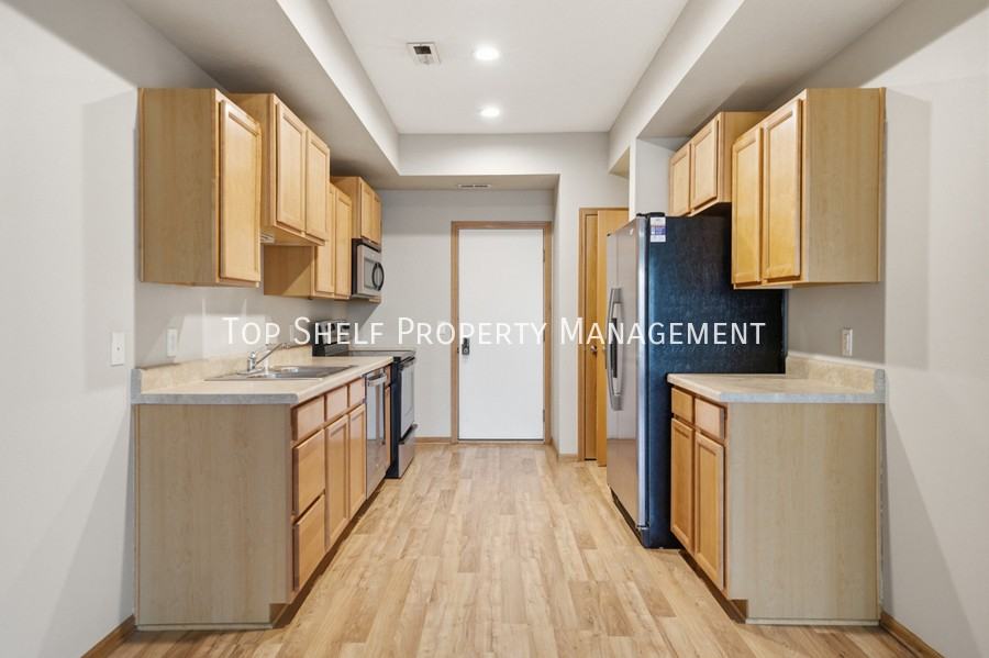 8601 Westown Pkwy #7106 - Photo 4 of 16