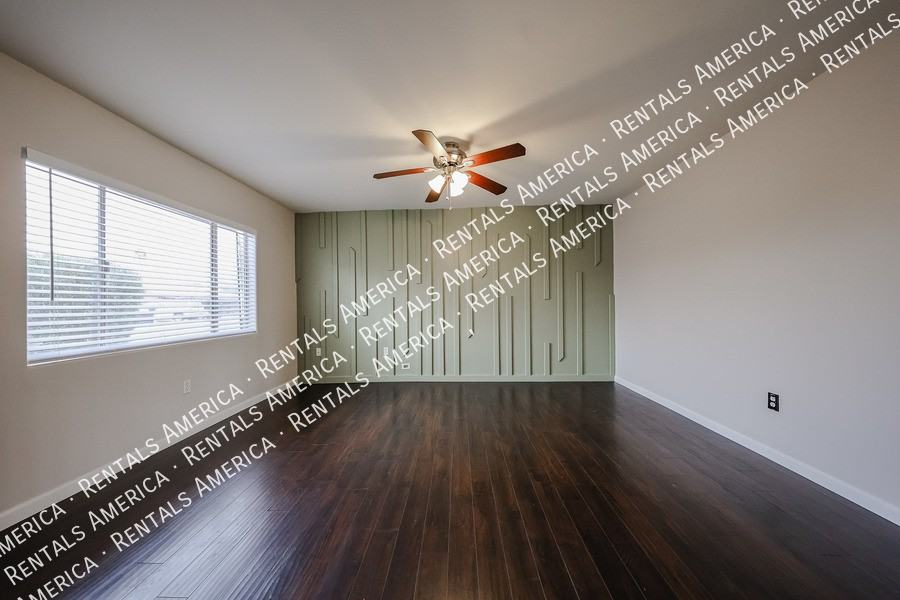 1713 W Oraibi Dr - Photo 5 of 45