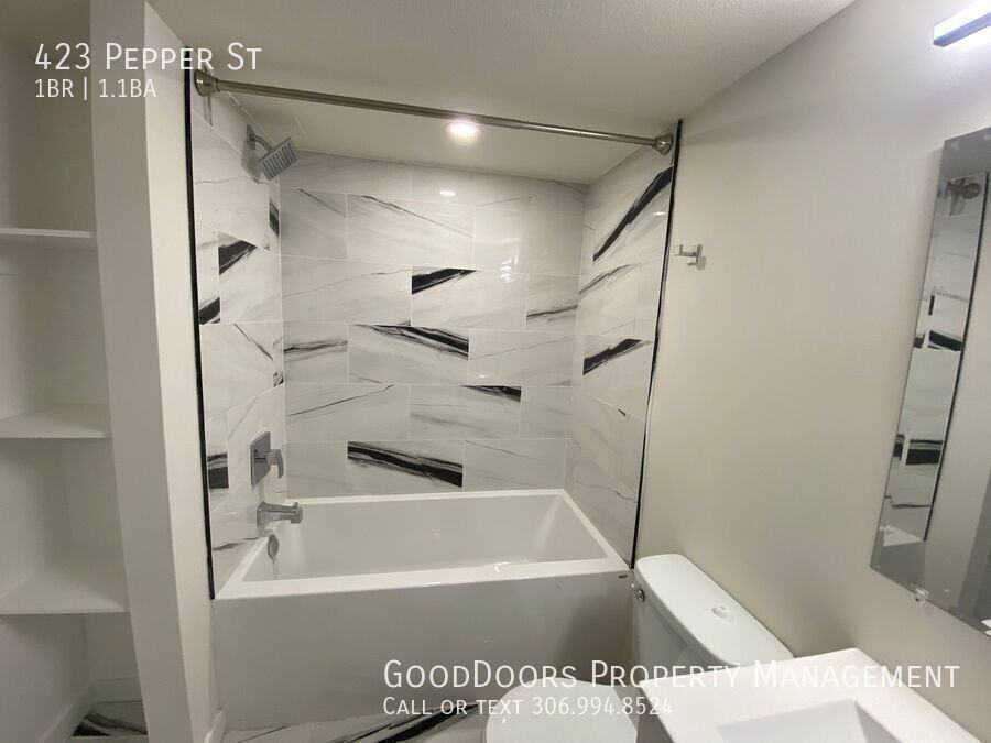 423 Pepper St - Photo 7 of 9