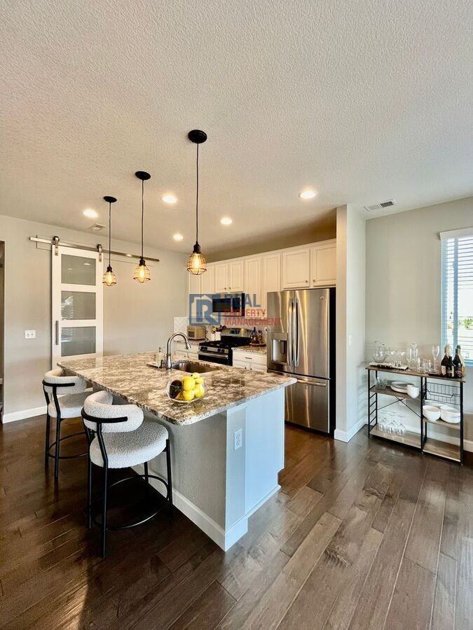 1108 Preble Ct - Photo 4 of 23