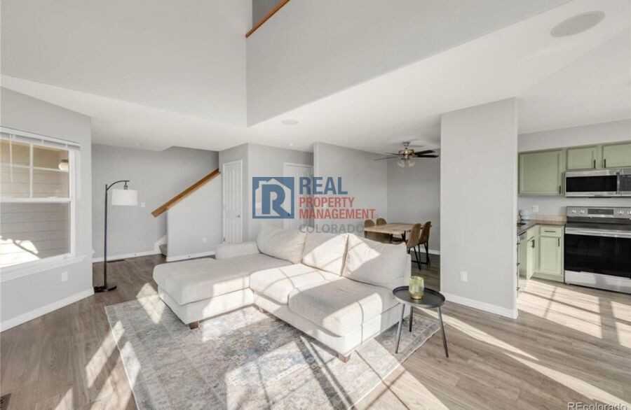 12814 Jasmine St #C - Photo 4 of 19