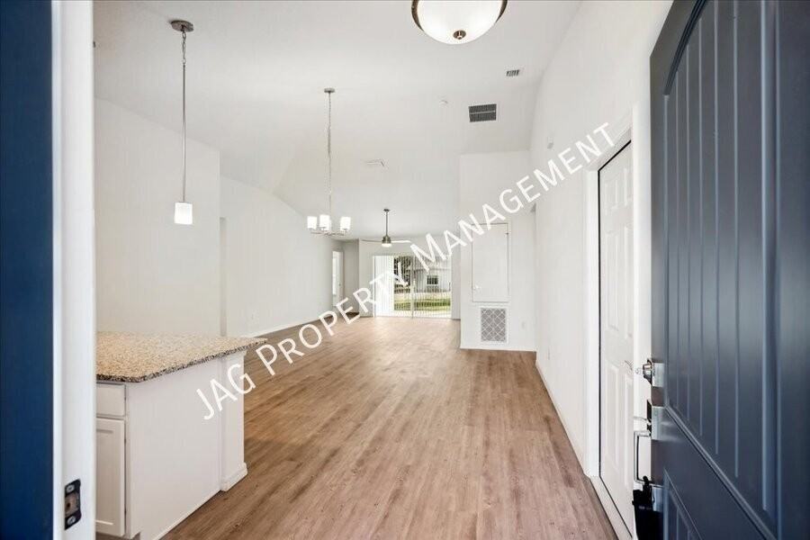 845 Fulda Ave Nw - Photo 4 of 27