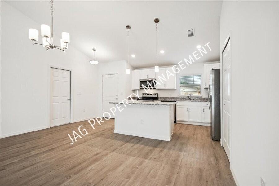 845 Fulda Ave Nw - Photo 6 of 27