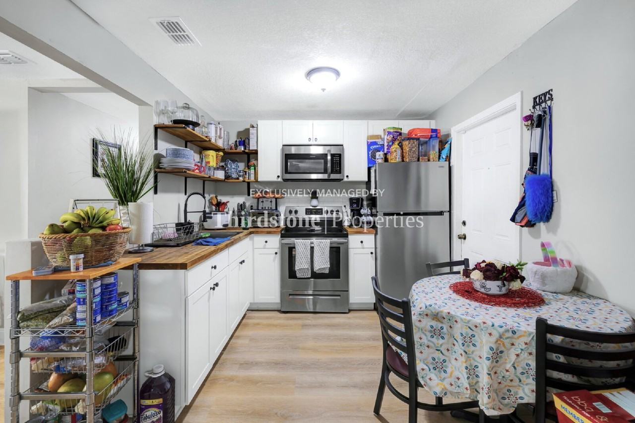 1165 Orton St - Photo 5 of 21