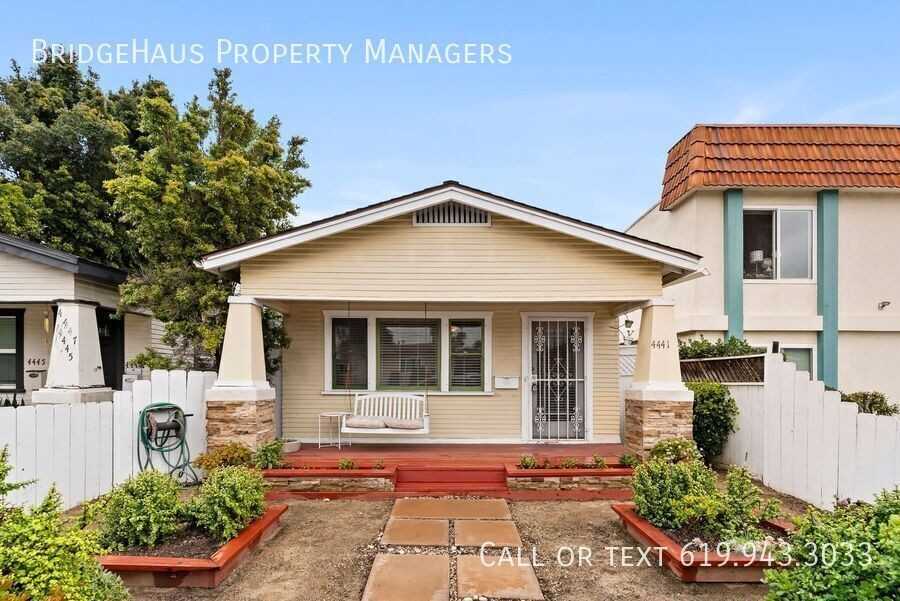 4441 Mcclintock St - Photo 3 of 38