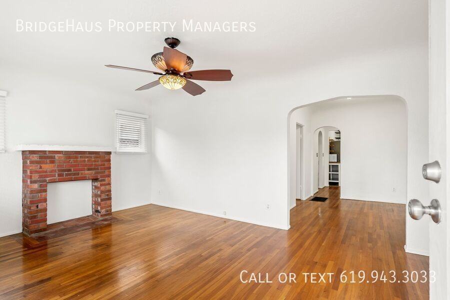 4441 Mcclintock St - Photo 5 of 38