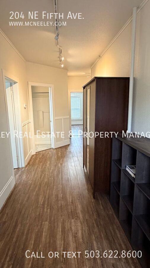 204 Ne 5th Ave - Photo 2 of 20