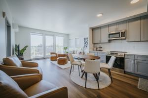 featured image of 2700 E 5th St