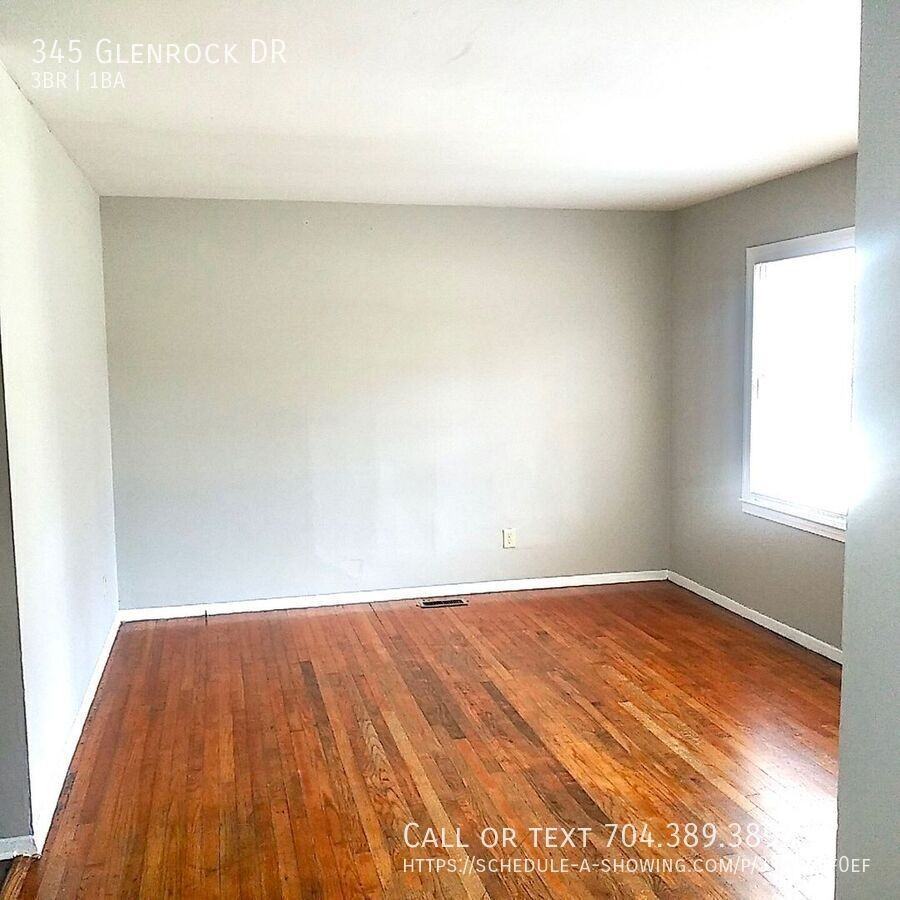 345 Glenrock Dr - Photo 5 of 16