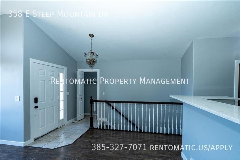 358 E Steep Mountain Dr - Photo 4 of 9