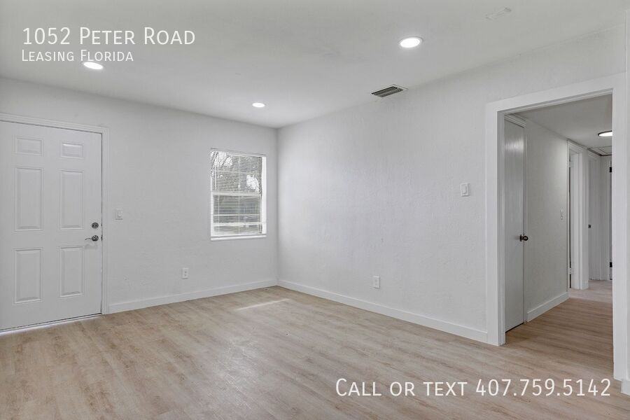 1052 Peter Rd - Photo 6 of 25