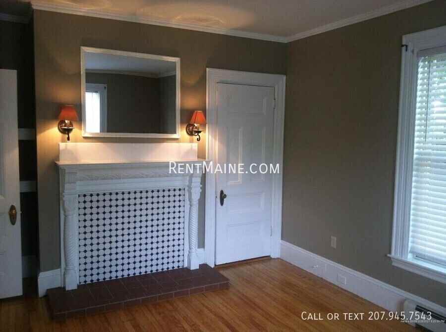 348 State St - Photo 5 of 11