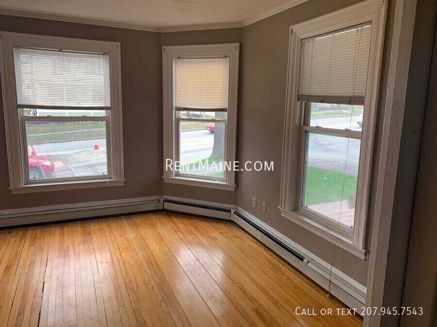 348 State St - Photo 6 of 11