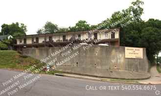 2001 Lynn Ave Sw #2 - Photo 1 of 1