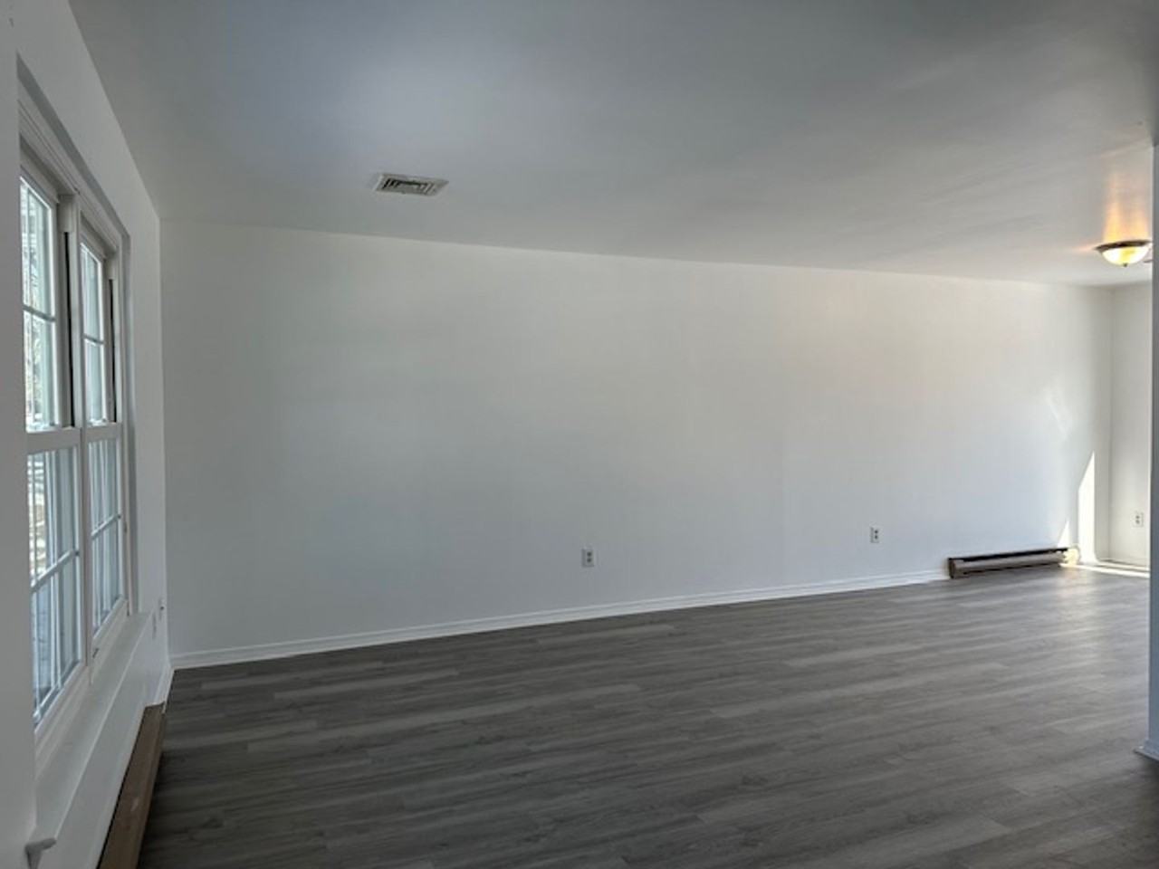 2109 Highland Ct - Photo 2 of 16