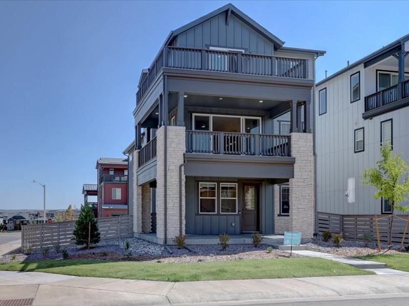 8800 Hugo Dr - Photo 4 of 45