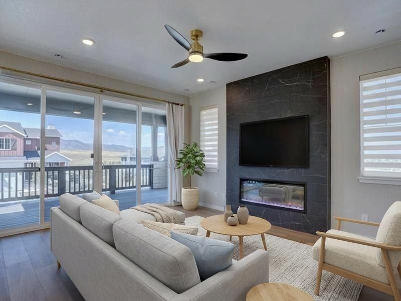 8800 Hugo Dr - Photo 7 of 45