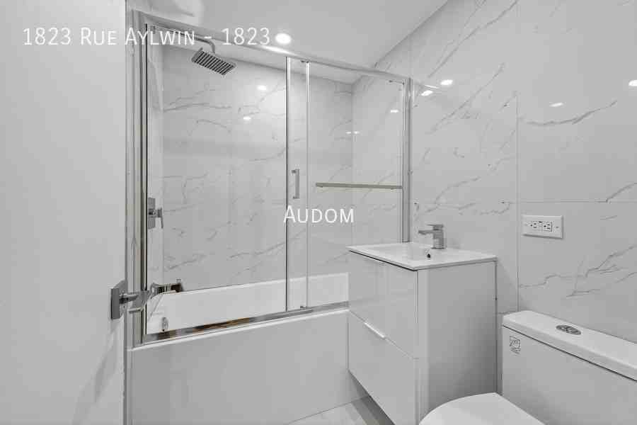 1823 Rue Aylwin #1823 - Photo 4 of 6