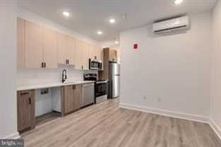 715 W Cumberland St #3 - Photo 1 of 1