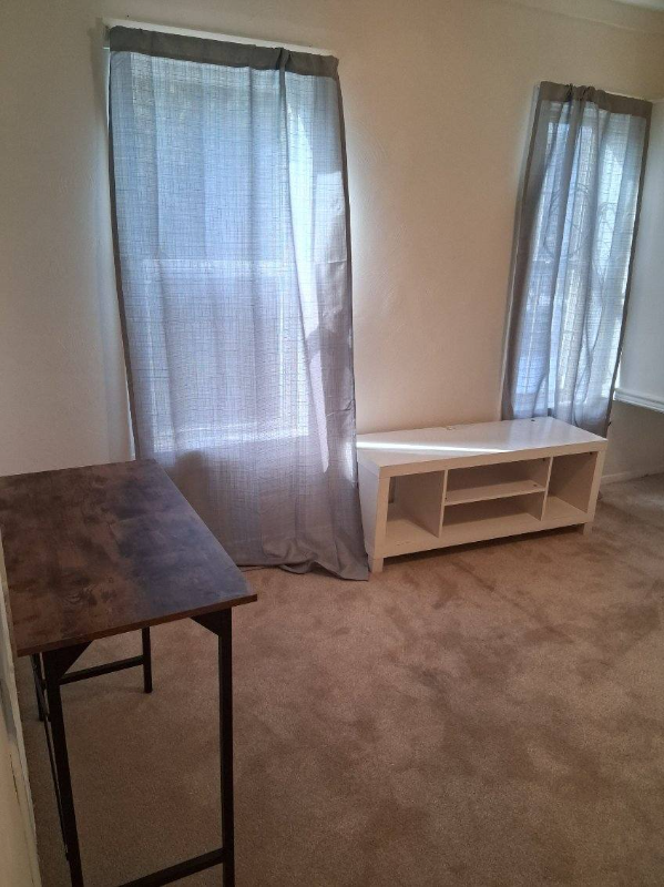 1529 18th St #2 - Photo 3 of 6