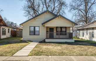 719 S Montreal Ave #2 - Photo 1 of 1