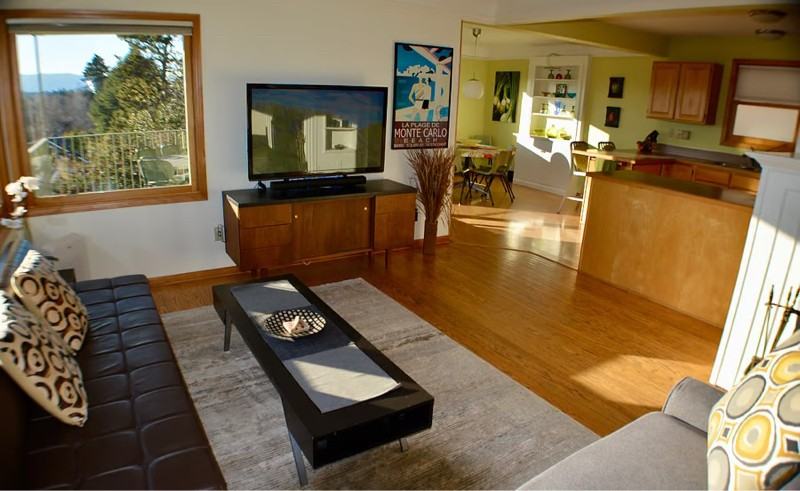 4109 Ne 19th Ave #B - Photo 3 of 16