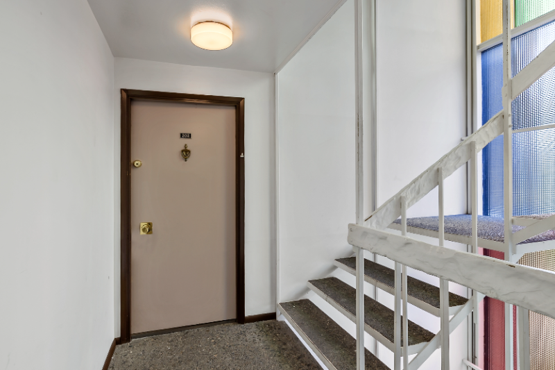 5515 15th Ave Ne #302 - Photo 2 of 21