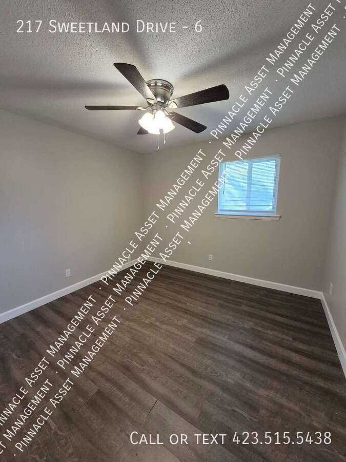 217 Sweetland Dr #6 - Photo 6 of 12