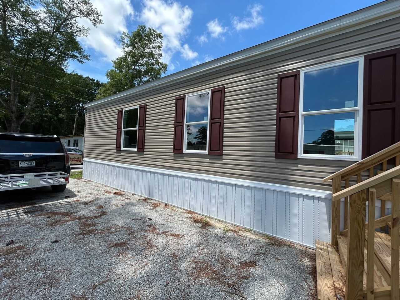 2421 Caulie Harris Rd - Photo 2 of 11