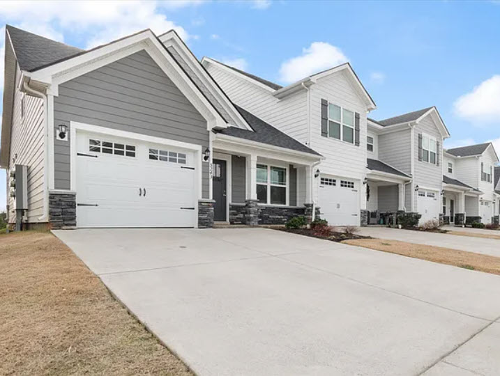 5243 Normandy Cob Dr - Photo 2 of 20