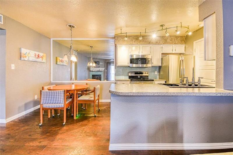 3000 Chautauqua Ave #112 - Photo 4 of 20