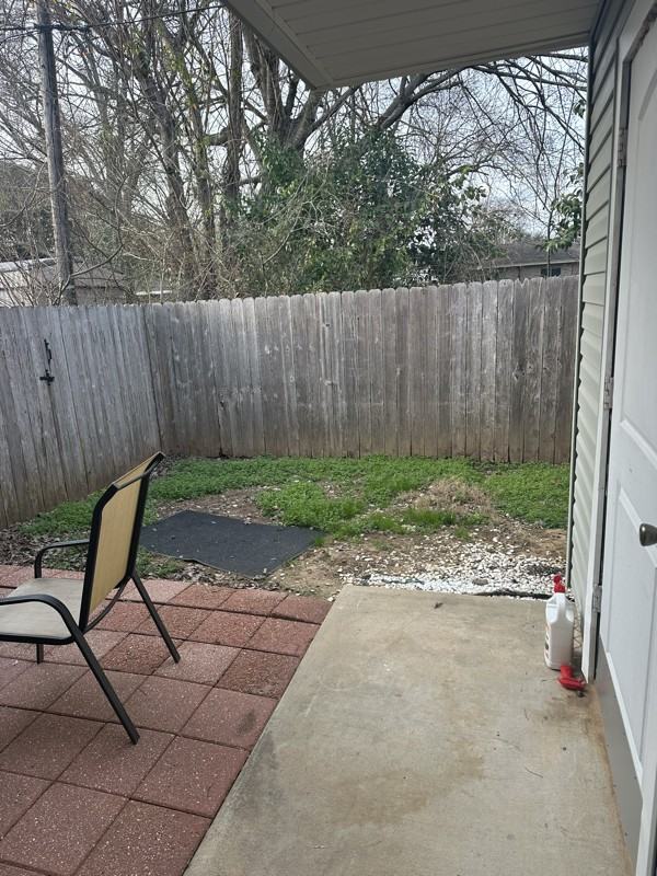 5930 Orleans Sq - Photo 6 of 6