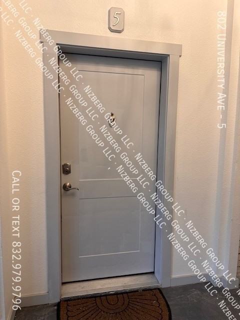 802 University Ave #5
