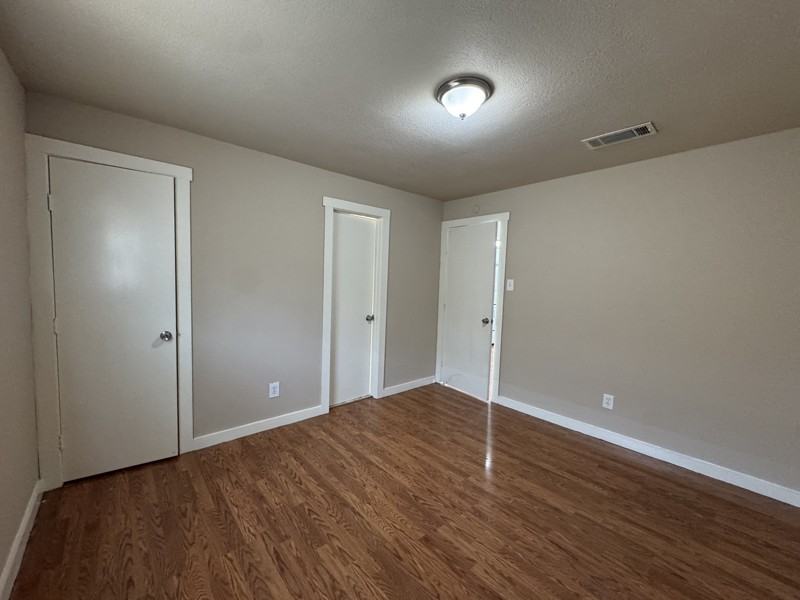 1034 W Village Ct #D - Photo 6 of 10