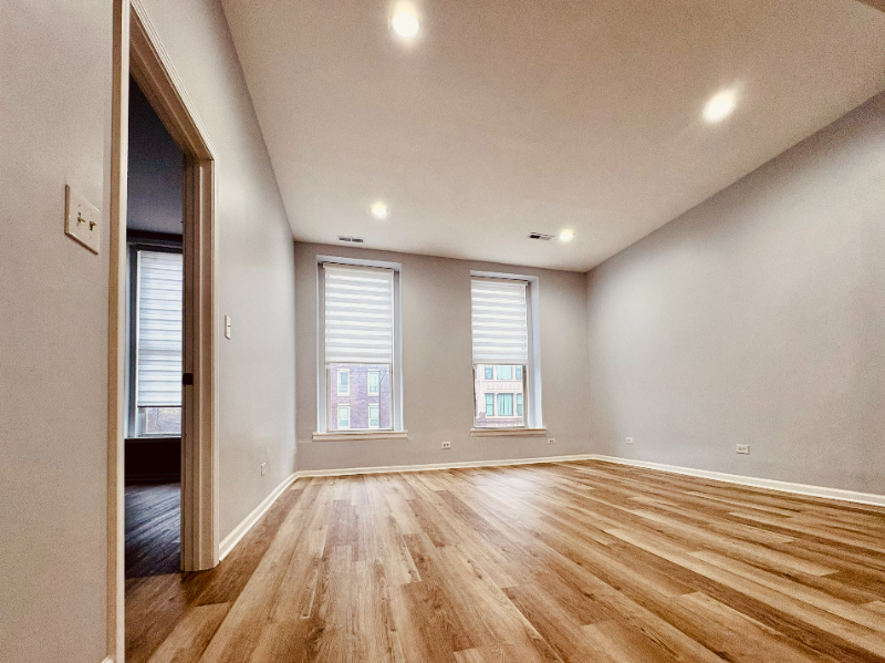 2657 W North Ave - Photo 2 of 12