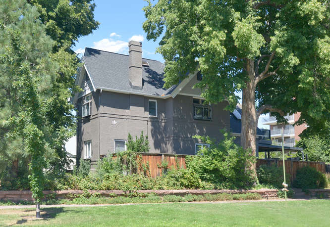 500 N Washington St - Photo 2 of 7