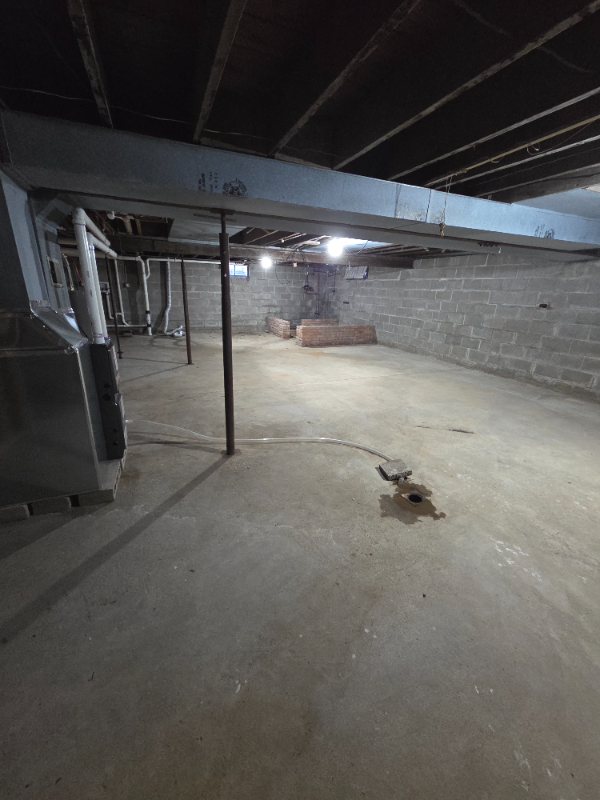 301 Palmer Ave #1 - Photo 2 of 8