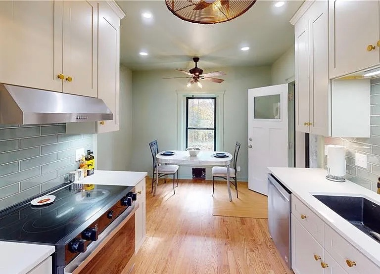 3101 E 91st St - Photo 5 of 16