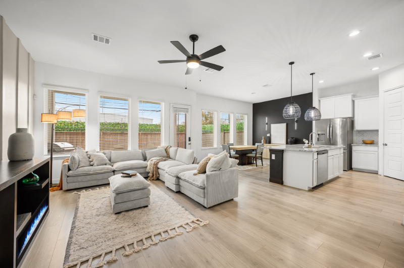 8906 Covenant Pl - Photo 7 of 16